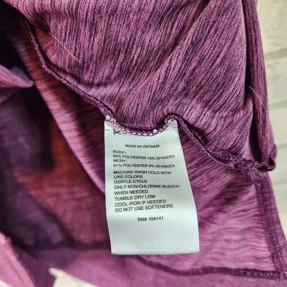 Reebok Womens Purple Work Out Gym Long Sleeve Net Shoulder Design Shirt XL - Picture 3 of 10